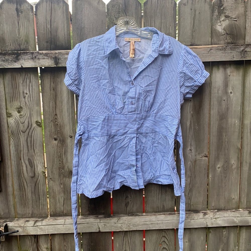 Blue striped button down shirt sz. L